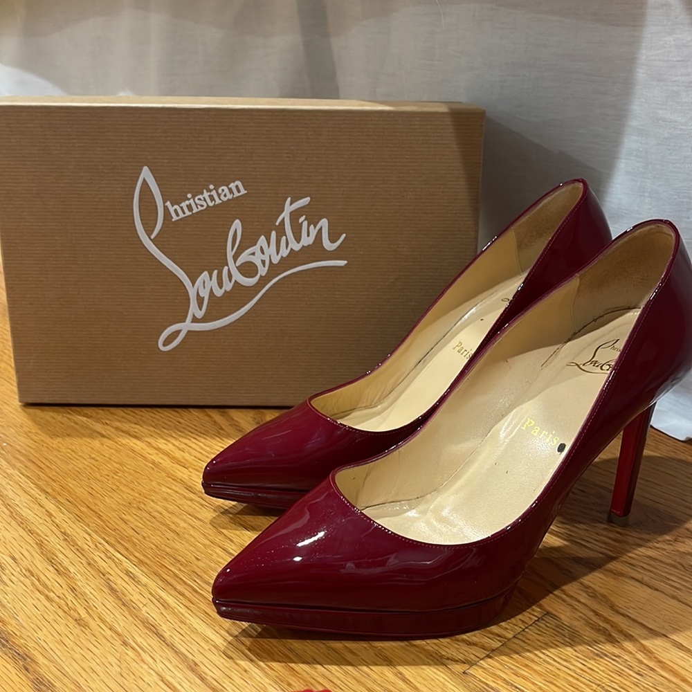 Pigalle Plato 100 Patent